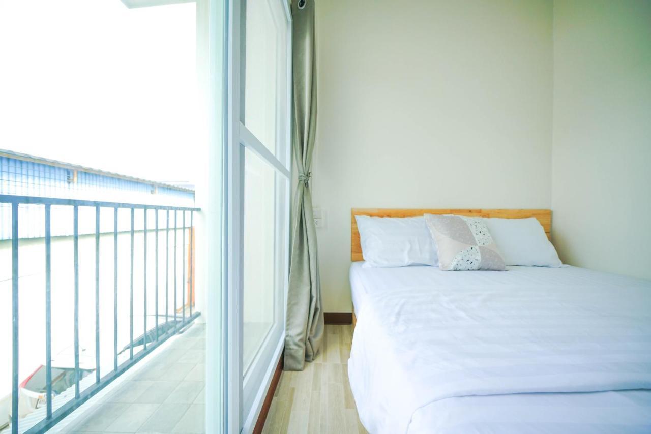 Nut Hostal Bangkok